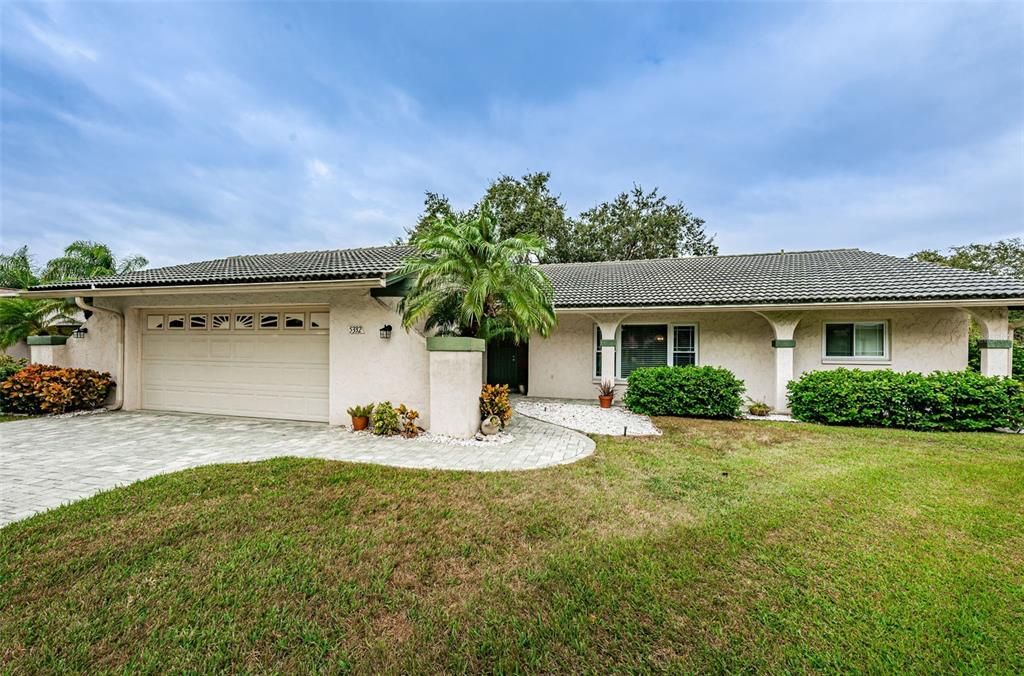 Recently Sold: $599,900 (3 beds, 2 baths, 1778 Square Feet)