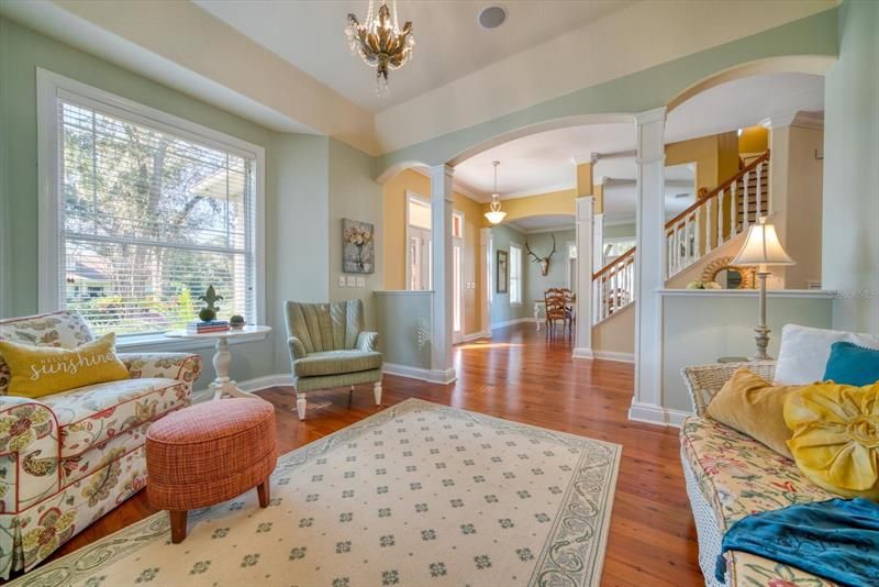 Recently Sold: $1,099,000 (6 beds, 4 baths, 4663 Square Feet)