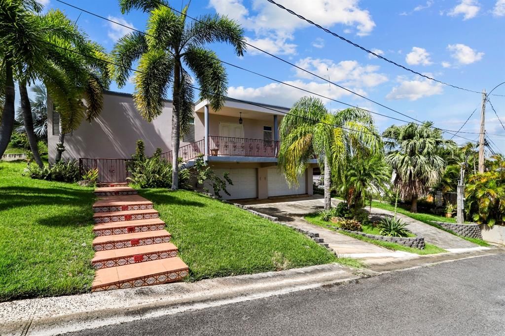 Vendido Recientemente: $398,000 (4 camas, 3 baños, 0 Pies cuadrados)