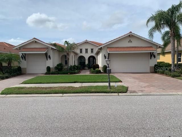 Recently Sold: $1,100,000 (3 beds, 3 baths, 2785 Square Feet)