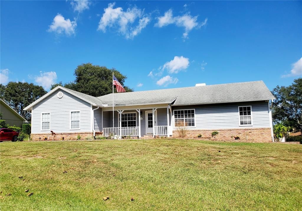 Active With Contract: $375,000 (3 beds, 2 baths, 1884 Square Feet)