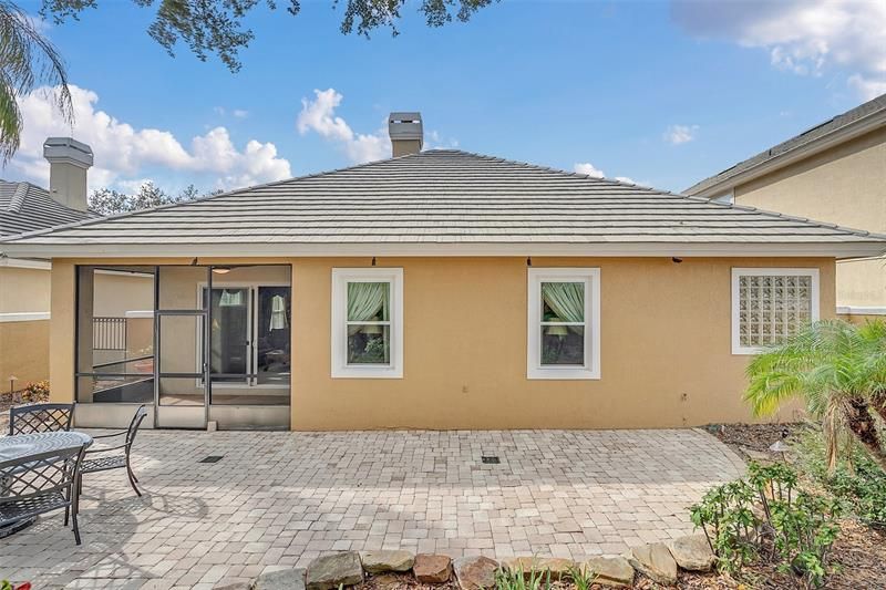 Recently Sold: $569,000 (3 beds, 2 baths, 1882 Square Feet)