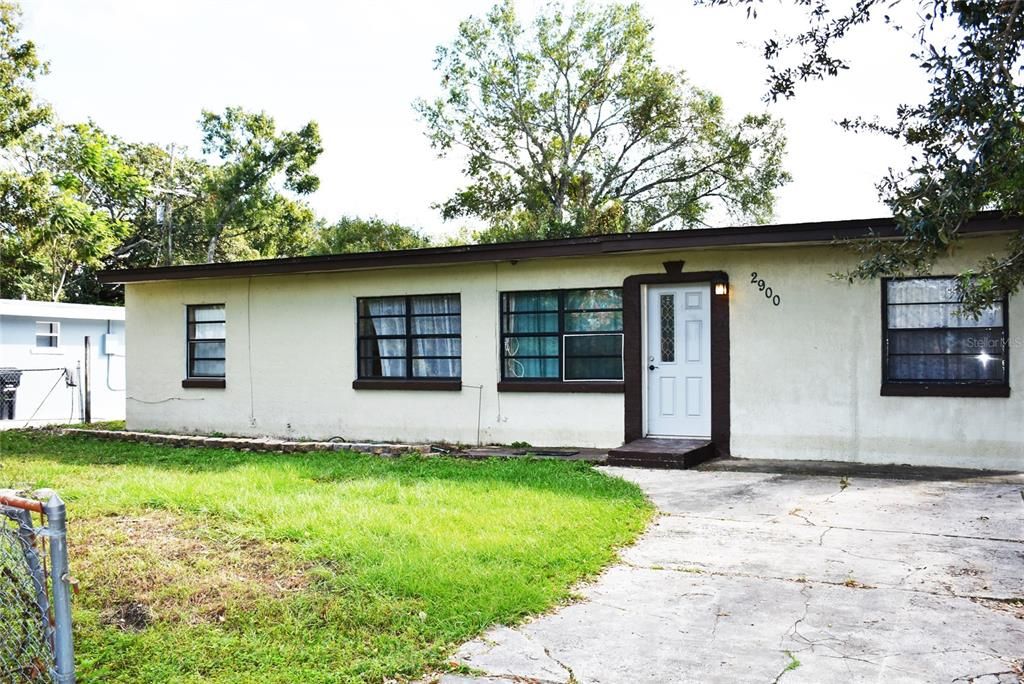 Recently Sold: $170,000 (4 beds, 1 baths, 1029 Square Feet)