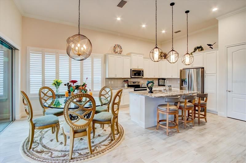 Combined breakfast nook and kitchen