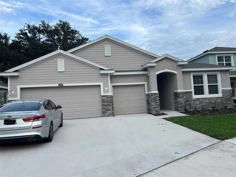 Recently Sold: $557,490 (4 beds, 3 baths, 2785 Square Feet)