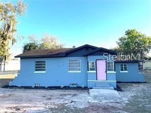 Recently Rented: $1,850 (3 beds, 2 baths, 1050 Square Feet)