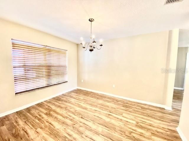 Recently Rented: $2,375 (4 beds, 2 baths, 2534 Square Feet)