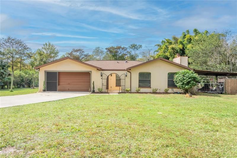 Recently Sold: $379,000 (3 beds, 2 baths, 1276 Square Feet)