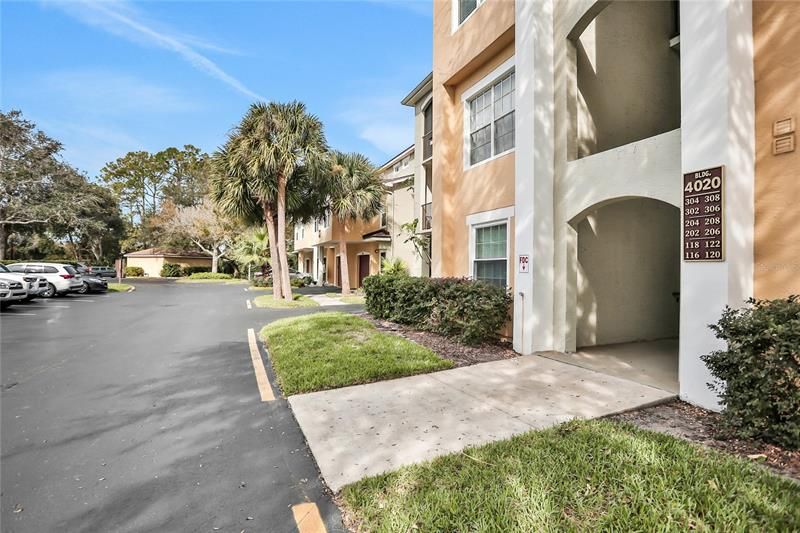 Recently Sold: $274,900 (2 beds, 2 baths, 1182 Square Feet)