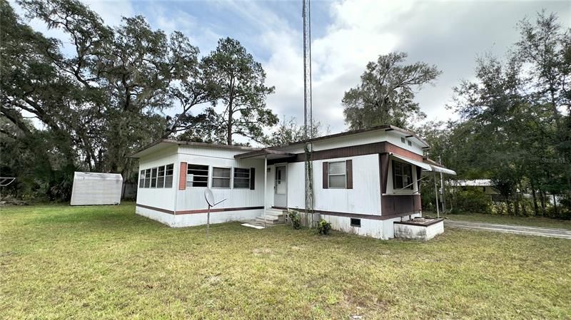 Recently Sold: $99,000 (2 beds, 2 baths, 1204 Square Feet)