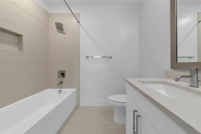Недавно арендовано: $5,300 (2 спален, 2 ванн, 1250 Квадратных фут)