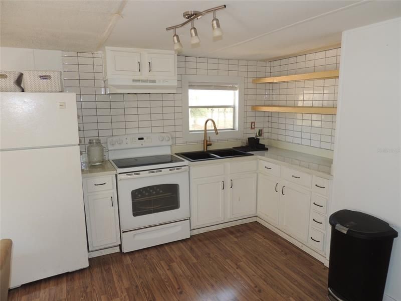 Recently Sold: $75,990 (2 beds, 1 baths, 630 Square Feet)
