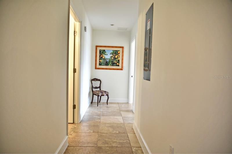 Recently Sold: $475,000 (2 beds, 2 baths, 1359 Square Feet)