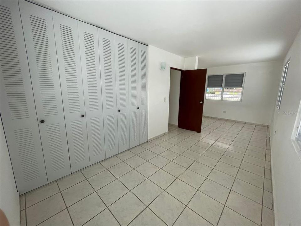 Vendido Recientemente: $159,000 (5 camas, 0 baños, 0 Pies cuadrados)