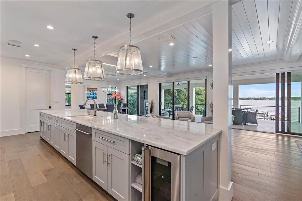 Active With Contract: $4,500,000 (4 beds, 3 baths, 5034 Square Feet)