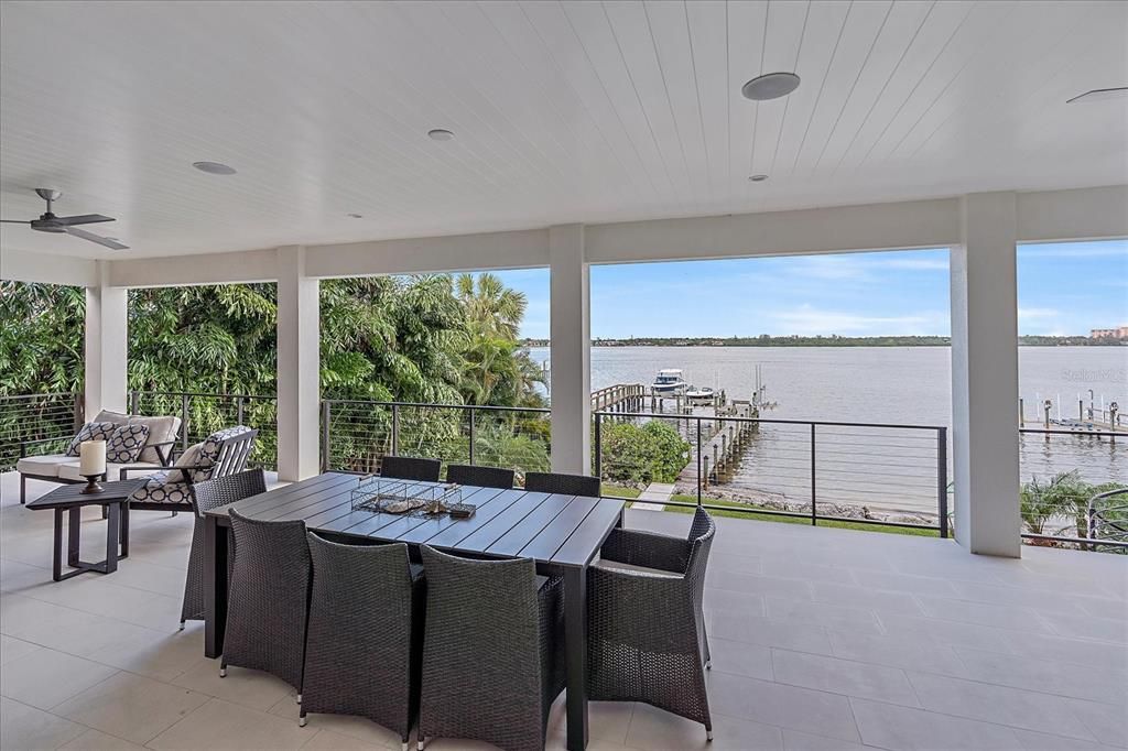 Active With Contract: $4,500,000 (4 beds, 3 baths, 5034 Square Feet)