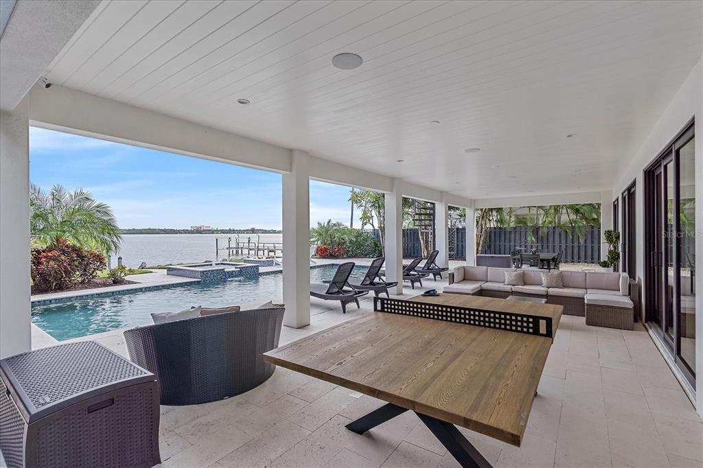 Active With Contract: $4,500,000 (4 beds, 3 baths, 5034 Square Feet)