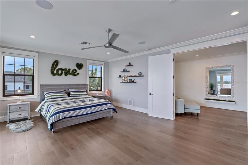 Active With Contract: $4,500,000 (4 beds, 3 baths, 5034 Square Feet)