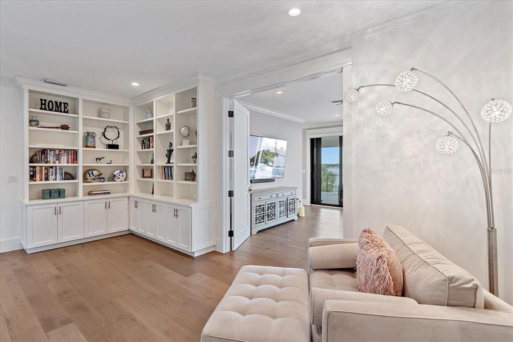 Active With Contract: $4,500,000 (4 beds, 3 baths, 5034 Square Feet)