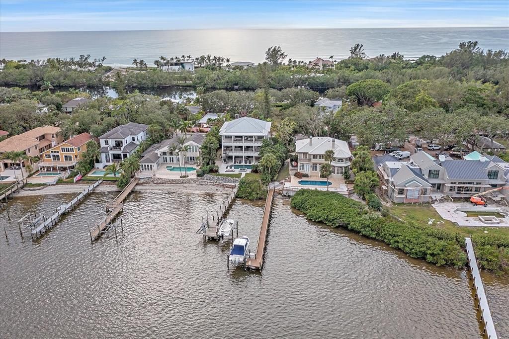 Active With Contract: $4,500,000 (4 beds, 3 baths, 5034 Square Feet)