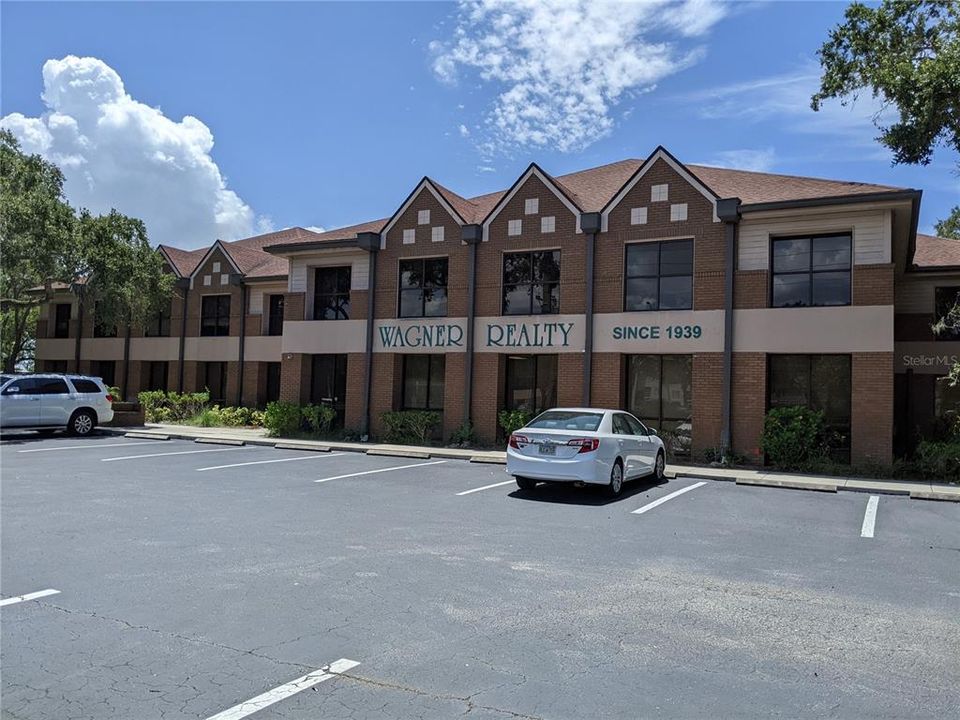 Recently Sold: $3,900 (0 beds, 0 baths, 0 Square Feet)