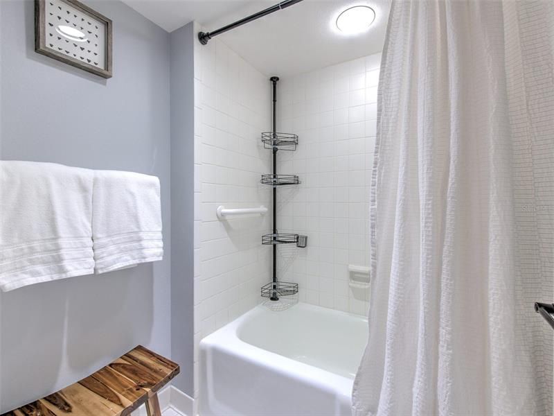 最近租的: $5,000 (2 贝兹, 2 浴室, 1456 平方英尺)