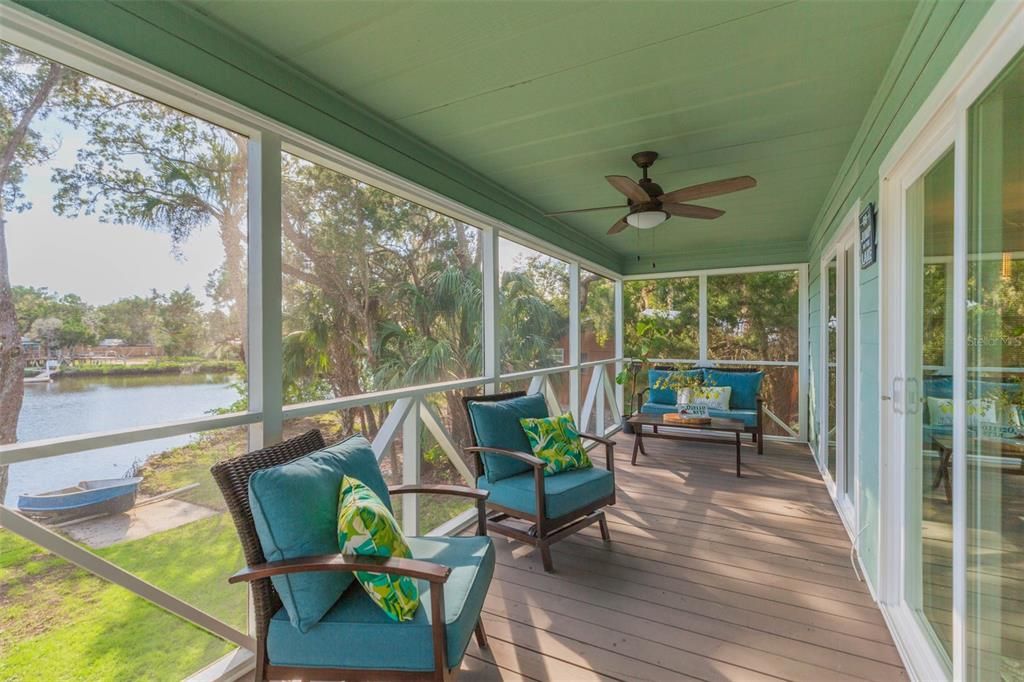 Recently Sold: $500,000 (2 beds, 2 baths, 912 Square Feet)