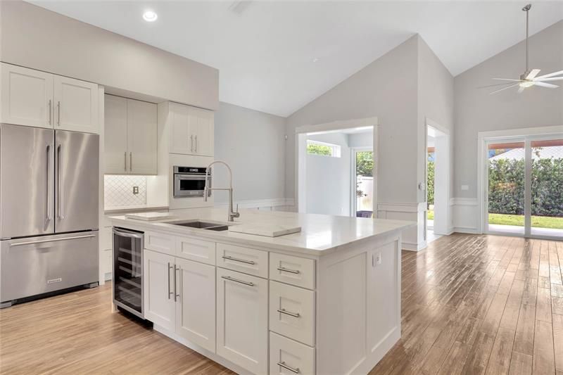 Recently Sold: $550,000 (4 beds, 2 baths, 2964 Square Feet)
