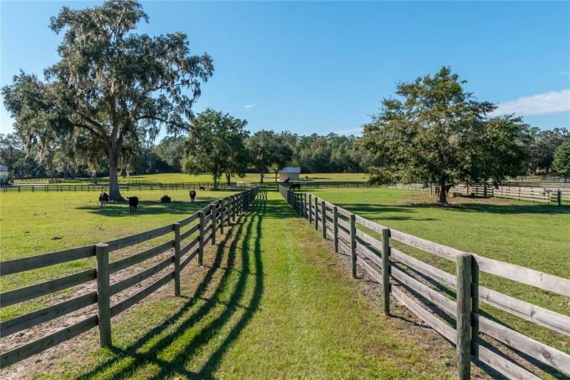 Vendido Recientemente: $2,200,000 (2 camas, 2 baños, 2000 Pies cuadrados)