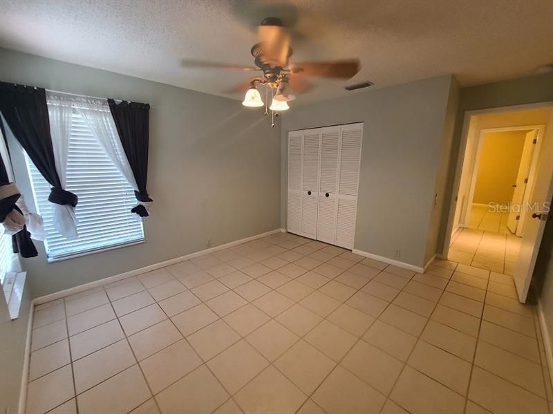 Recently Rented: $2,300 (3 beds, 2 baths, 2052 Square Feet)