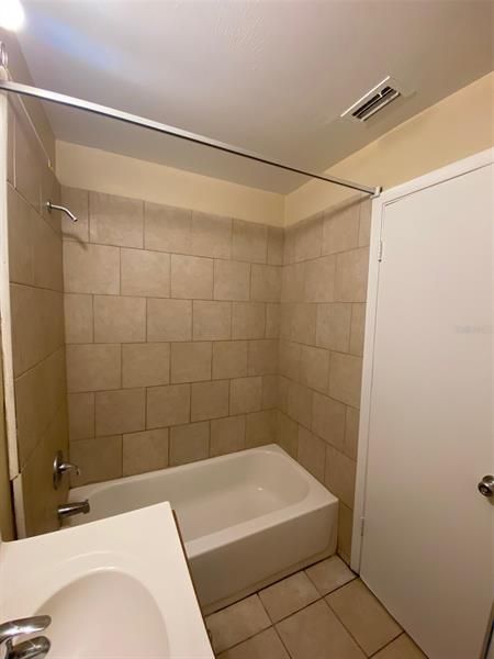Недавно арендовано: $1,500 (3 спален, 2 ванн, 1092 Квадратных фут)