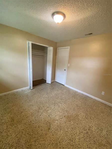Recently Rented: $1,500 (3 beds, 2 baths, 1092 Square Feet)