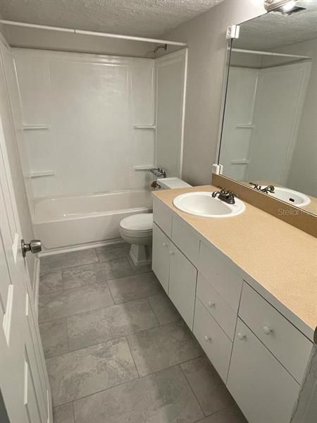 Недавно арендовано: $1,450 (2 спален, 1 ванн, 828 Квадратных фут)