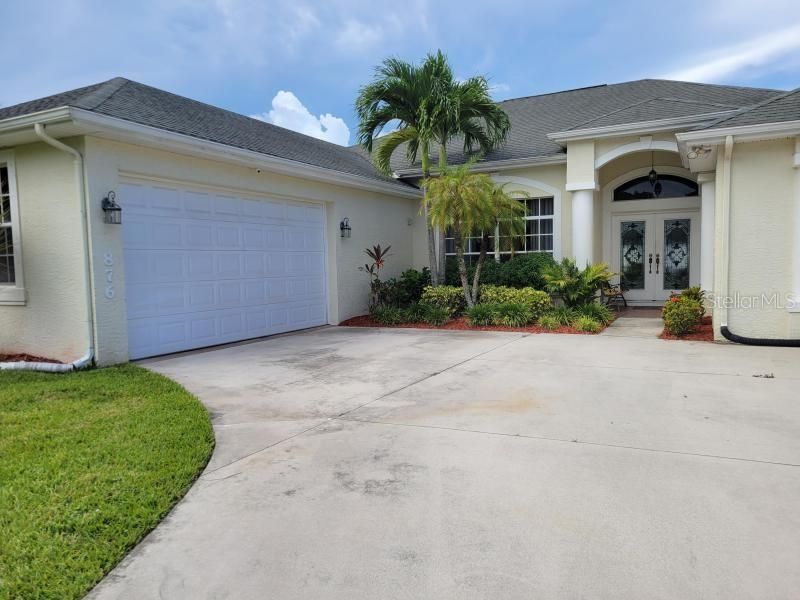 Recently Sold: $495,000 (4 beds, 2 baths, 2675 Square Feet)