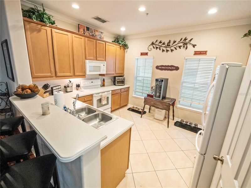 Recently Sold: $562,900 (3 beds, 2 baths, 1464 Square Feet)