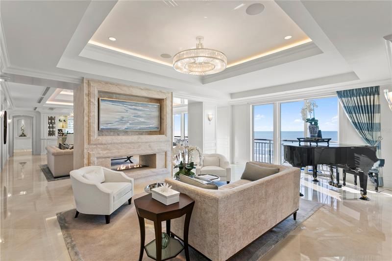 Recently Sold: $5,250,000 (3 beds, 3 baths, 4280 Square Feet)