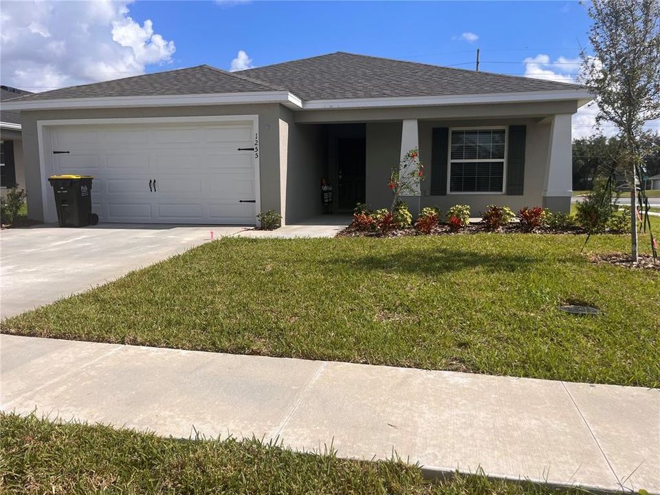 Vendido Recientemente: $324,645 (3 camas, 2 baños, 1554 Pies cuadrados)