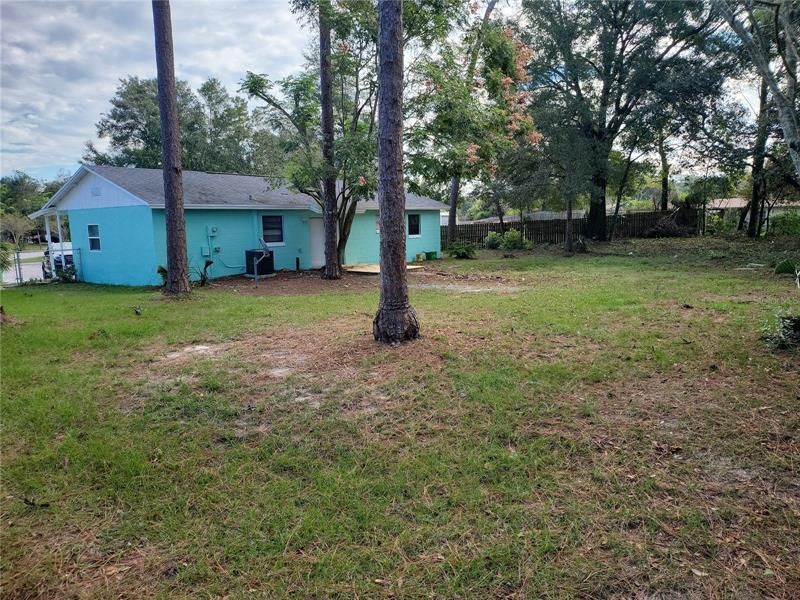 Recently Sold: $239,000 (4 beds, 2 baths, 1144 Square Feet)