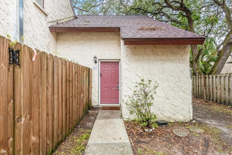 Recently Sold: $149,000 (2 beds, 1 baths, 1012 Square Feet)