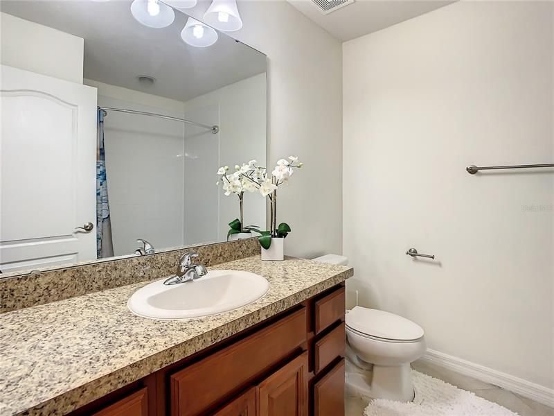 Recently Sold: $354,700 (2 beds, 2 baths, 1444 Square Feet)