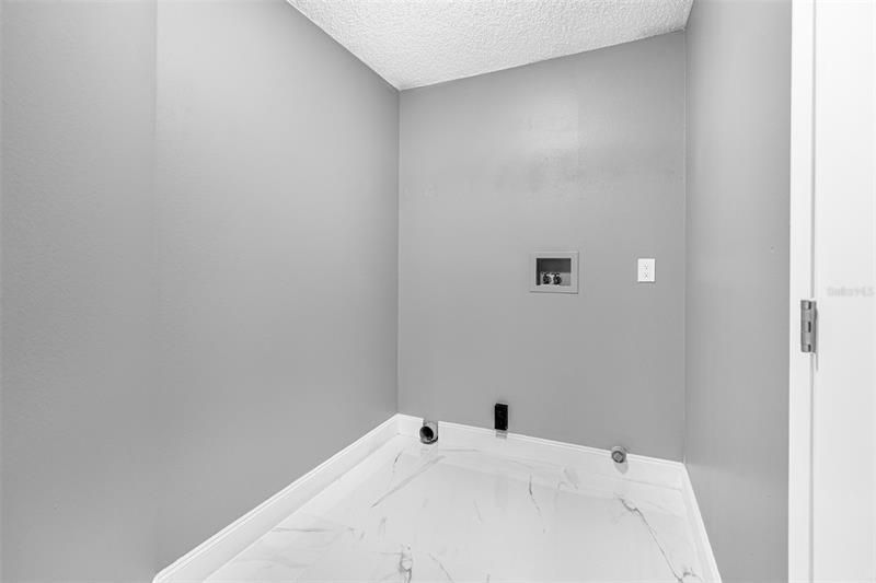 最近售出: $349,900 (3 贝兹, 2 浴室, 1617 平方英尺)
