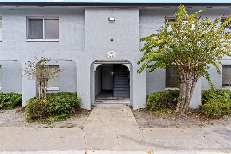 Recently Sold: $140,000 (2 beds, 2 baths, 976 Square Feet)
