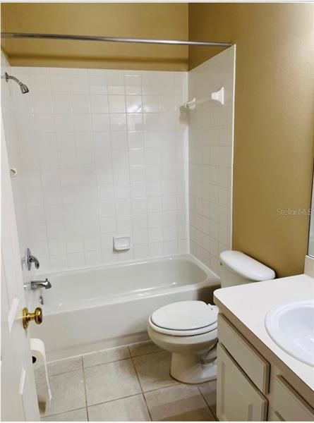 最近租的: $2,000 (2 贝兹, 2 浴室, 1269 平方英尺)