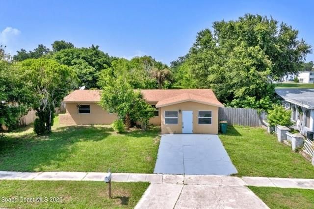 Recently Rented: $2,150 (4 beds, 2 baths, 1433 Square Feet)