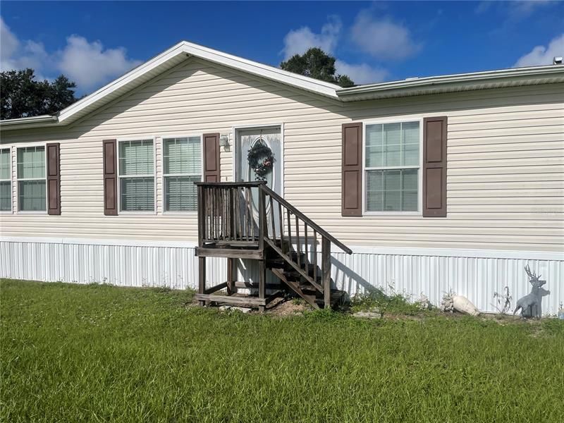 Recently Sold: $150,000 (3 beds, 2 baths, 1568 Square Feet)