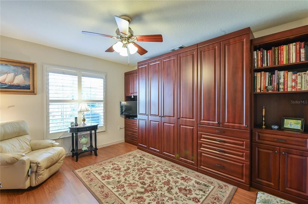 Bedroom 3 - Murphy Bed