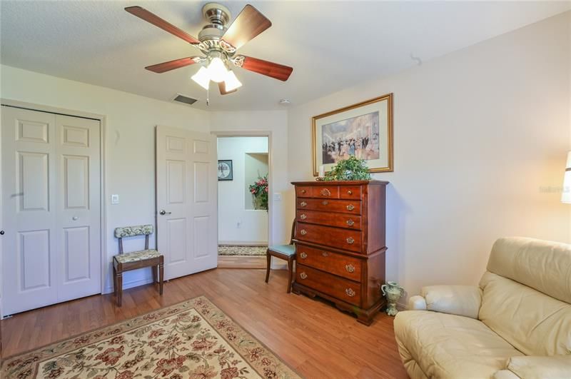 Bedroom 3 - Closet