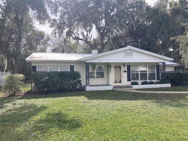 Recently Sold: $249,000 (2 beds, 2 baths, 1322 Square Feet)