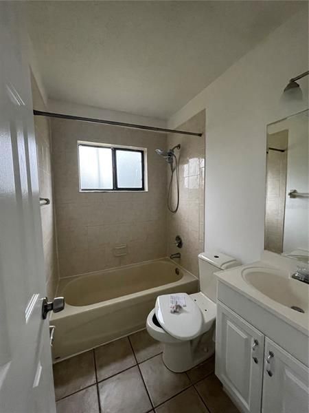 Недавно арендовано: $1,900 (3 спален, 2 ванн, 1249 Квадратных фут)
