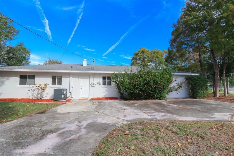 Recently Sold: $430,000 (3 beds, 2 baths, 1338 Square Feet)